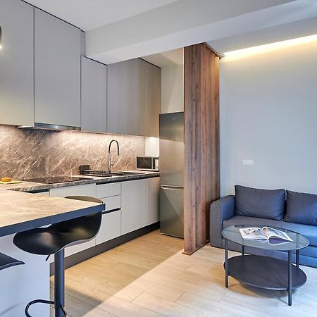 City-Center Apartment In Vibrant Monastiraki, Ateny Zewnętrze zdjęcie